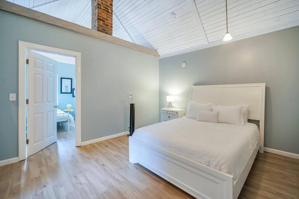 New Cheerful Renovated Home - 5 Min To Downtown! Savannah Exteriér fotografie